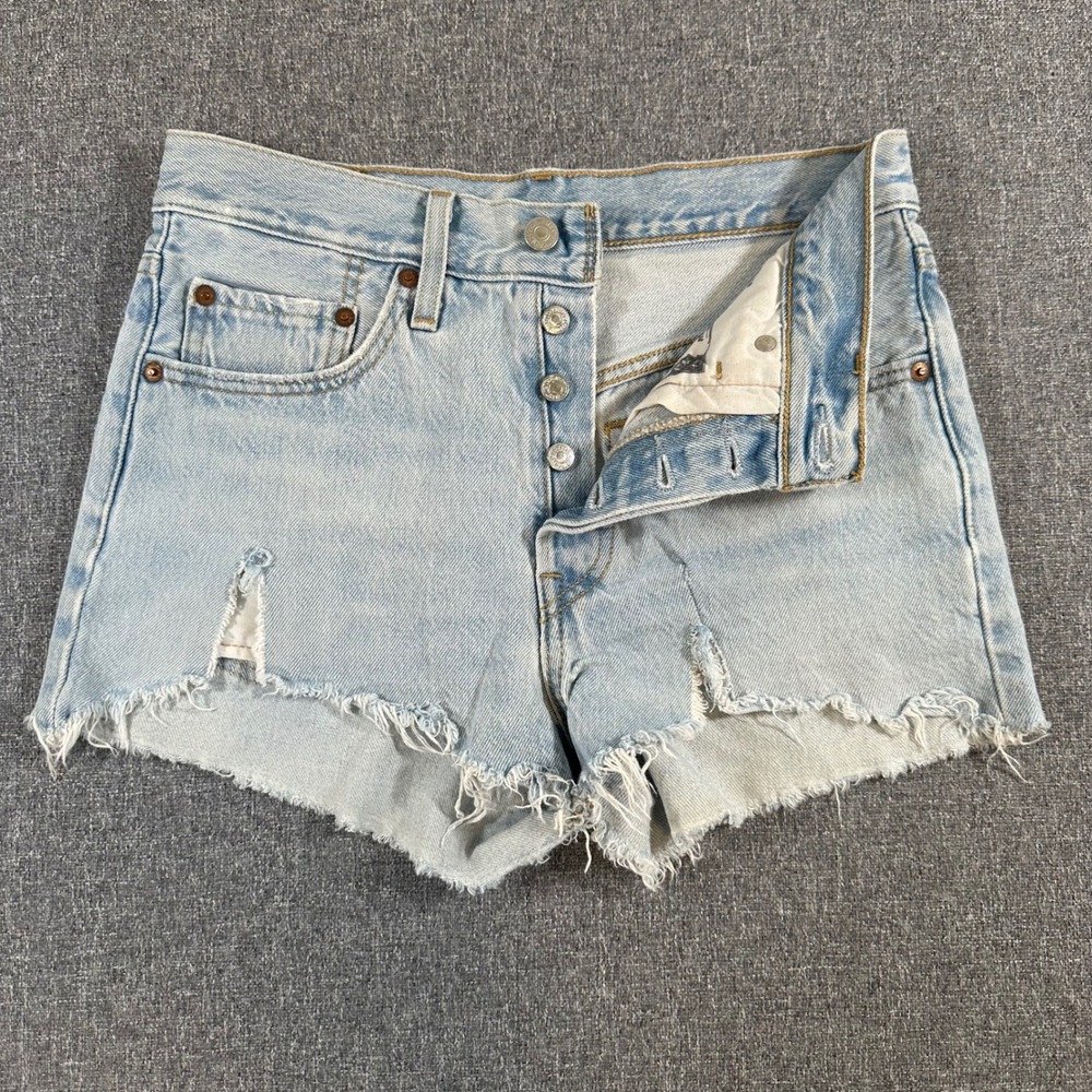 Levis 501 Original High Rise Denim Shorts Light Wash Distressed Cutoff Womens 26